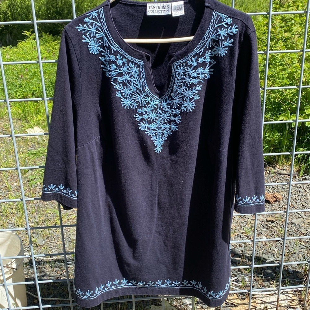 Tantrums 0X Black with Blue Embellished Tunic with 3/4 Sleeves Fall Whimsigoth